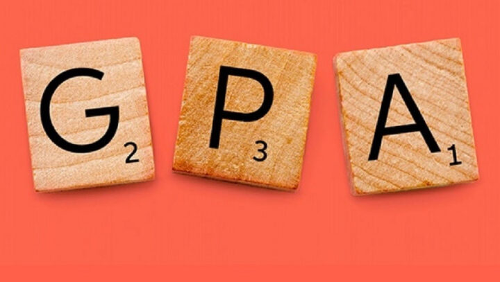 Sinh viên nghiên cứu định nghĩa và tầm quan trọng của GPA trong học tập
