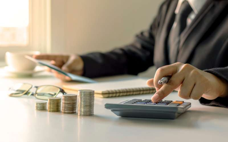 Tính toán lãi suất và vốn bằng công thức phần trăm trong kinh doanh