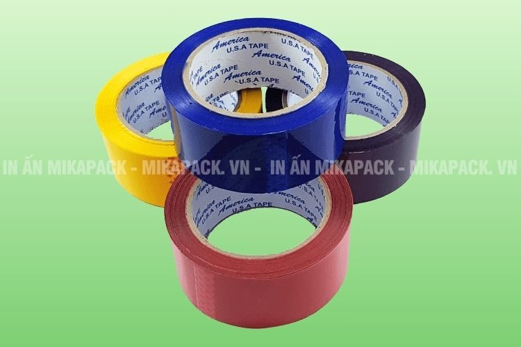 Bao bì cuộn băng keo với các thông số kỹ thuật rõ ràng, giúp dễ dàng áp dụng công thức tính chiều dài cuộn tròn.