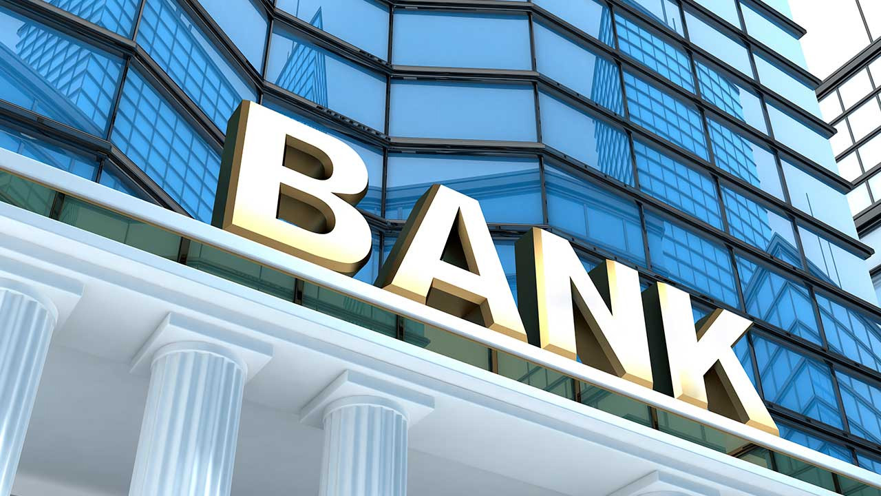 Cách tính toán lãi suất vay ngân hàng và chi phí phải trả