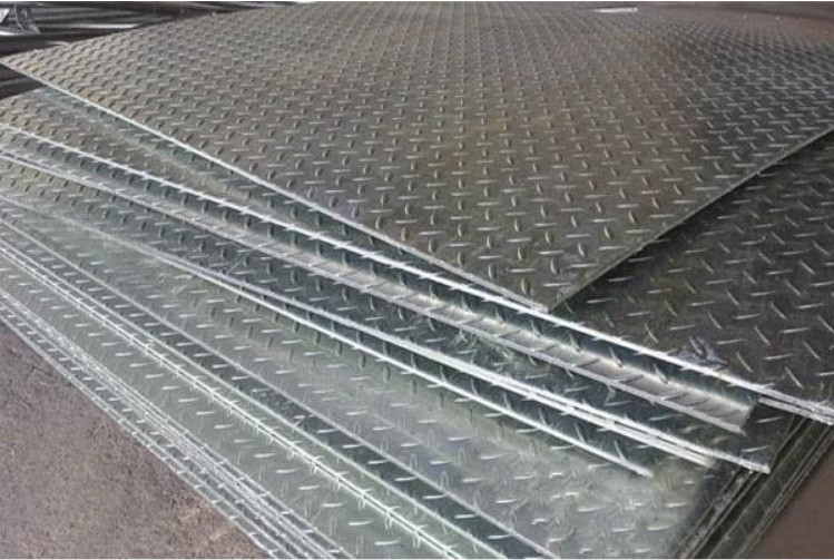 Công thức tính trọng lượng thép tấm gân