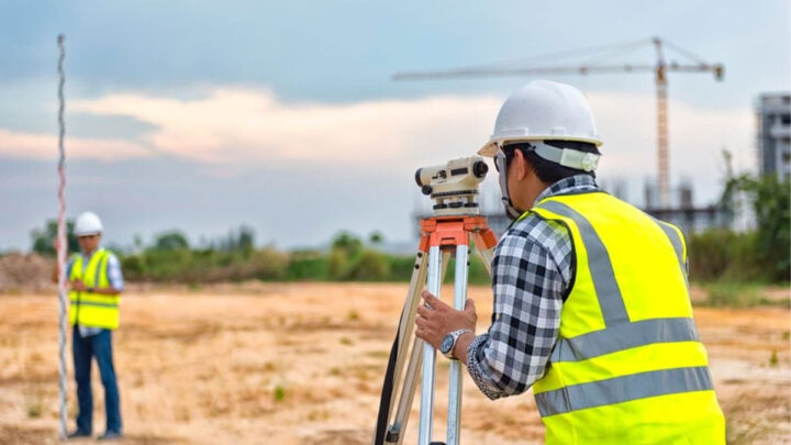 Ghi chép số liệu đo đạc chính xác để tính diện tích địa