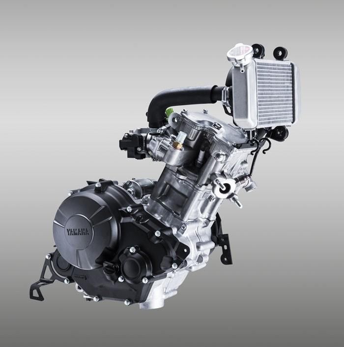 Hình ảnh chiếc xe côn tay Yamaha Exciter 150 màu đỏ đen, minh họa cho động cơ xe máy 150cc