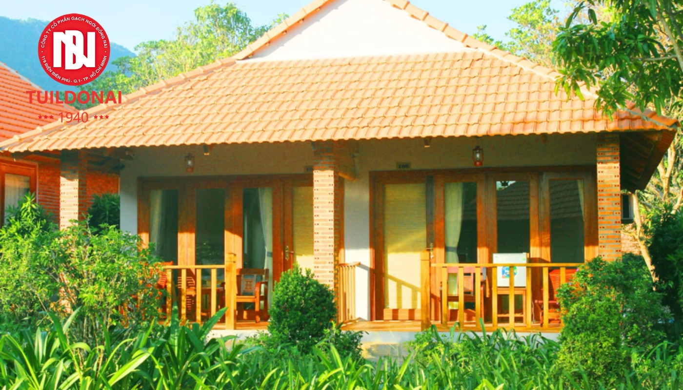 Kiểu nhà mái thái với độ dốc cao và khả năng thoát nước tốt