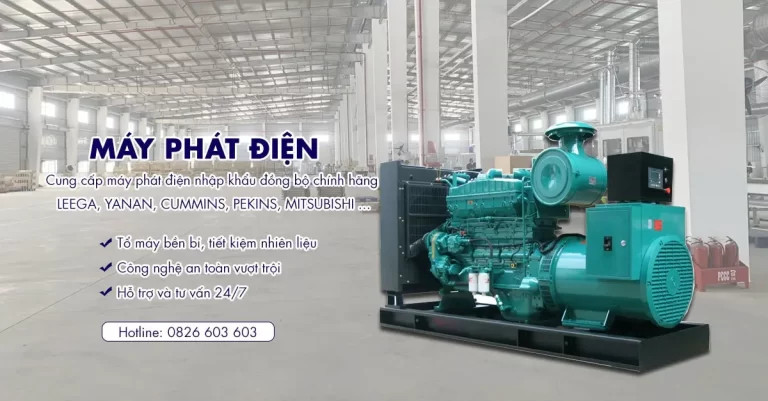 Kỹ sư đang kiểm tra bảng điều khiển của máy phát điện 3 pha, quy trình tính toán công suất thực tế.
