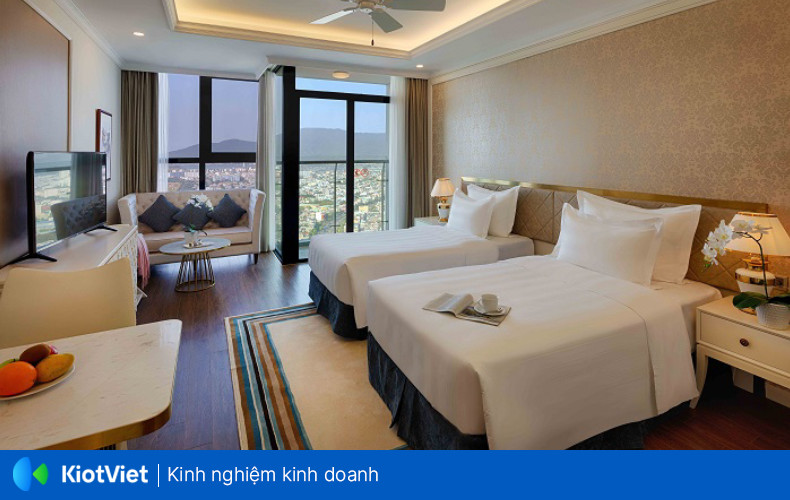 Nội thất và tiện nghi cao cấp ảnh hưởng đến công thức tính giá phòng khách sạn