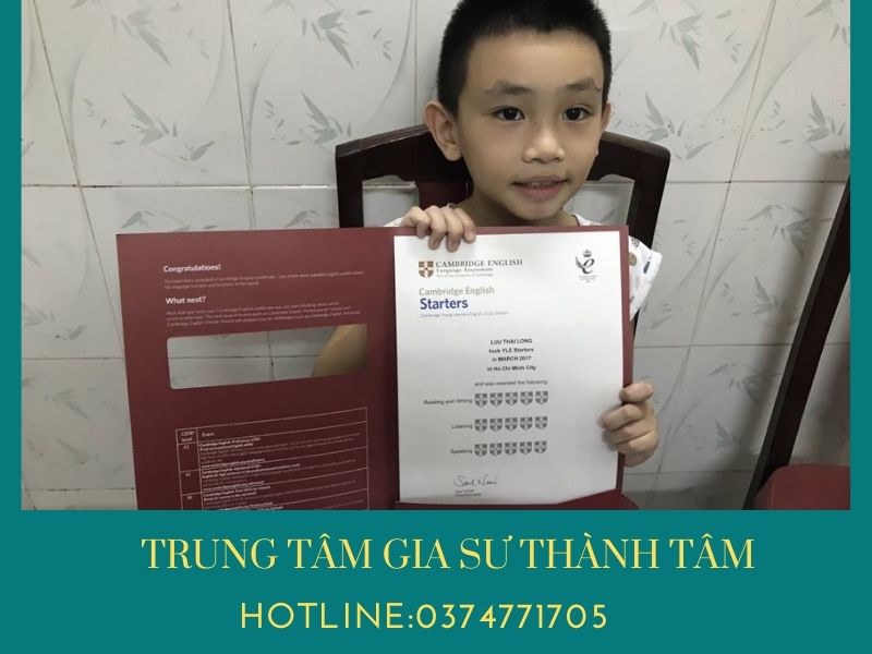 Học viên Nguyễn Văn Nguyên đang theo học toán bằng tiếng anh lớp 3 Học viên Nguyễn Văn Nguyên đang theo học toán bằng tiếng anh lớp 3