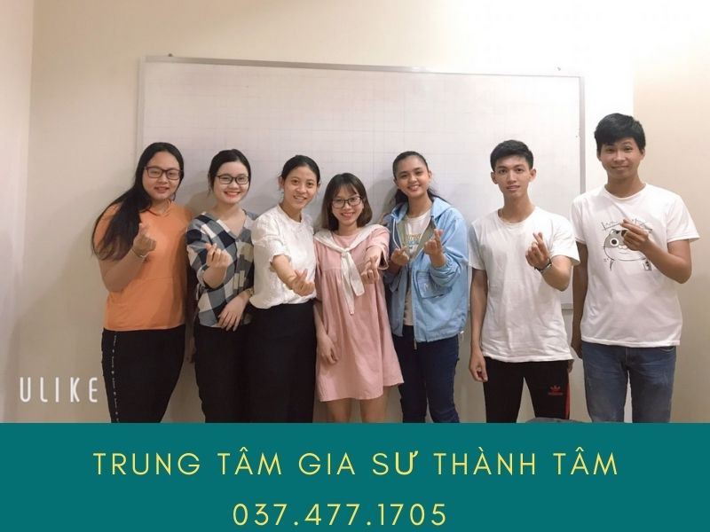 Nhóm học viên của cô Lan Anh Nhóm học viên của cô Lan Anh